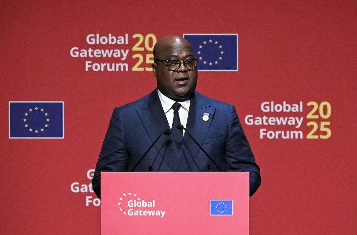 A Bruxelles, Félix Tshisekedi tend la main à Paul Kagame pour faire « la paix des braves »