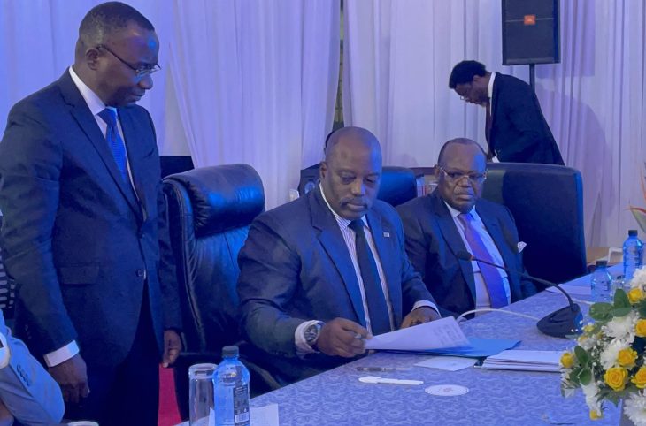 Joseph Kabila, l’ex-président condamné à mort, rassemble des opposants à Nairobi