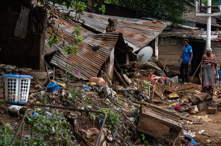 Au moins 18 morts dans un glissement de terrain dans l'est du pays