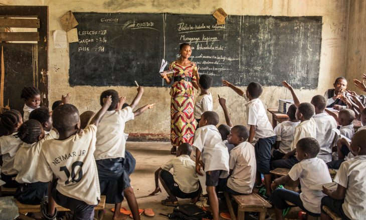 🎧 En RDC, les langues nationales restent marginalisées dans les écoles