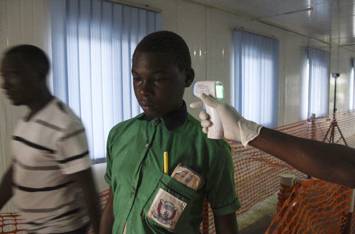 Ebola : l’Ouganda impose une quarantaine de 21 jours aux voyageurs de retour de RDC