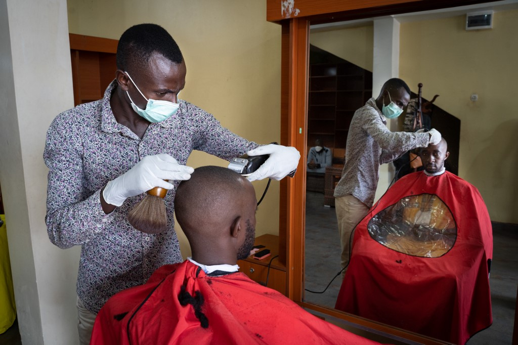 Les salons de coiffure à l’épreuve de la Covid-19