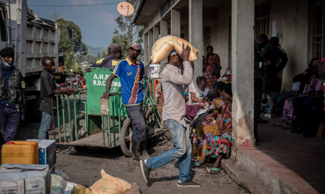 Des volontaires volent au secours des sinistrés de l’éruption du Nyiragongo