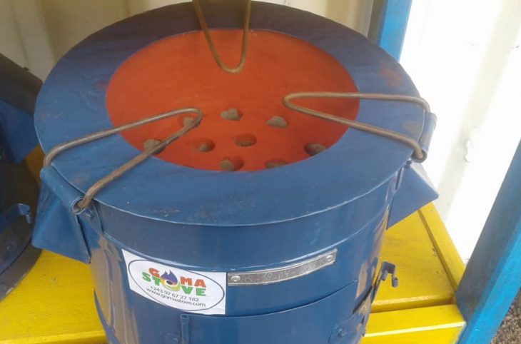 Kindu: L’ONG UWAKI sensibilise sur l’utilisation du foyer amélioré dans les ménages