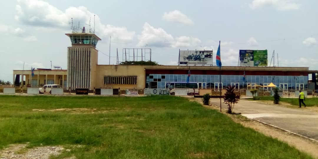 COVID19-Aéroport de Kananga : des passagers et visiteurs soumis aux gestes barrières