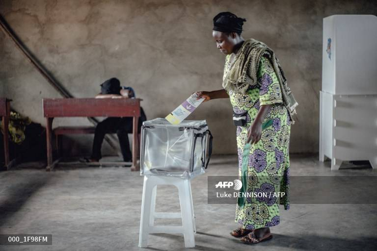 Kongo Central : la boite à images, un support utile à la sensibilisation électorale