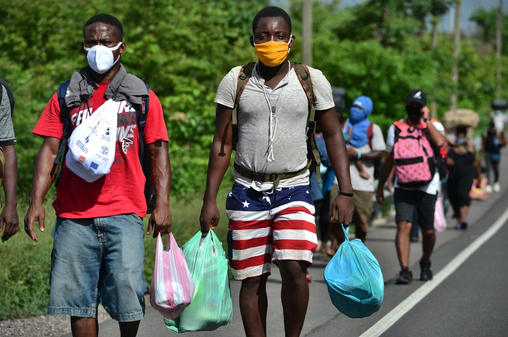 Lutte contre la covid, le destin contrasté du masque